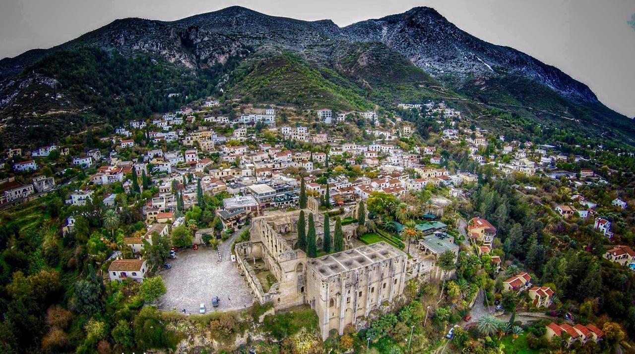 بيت شباب Bellapais Gardens المظهر الخارجي الصورة