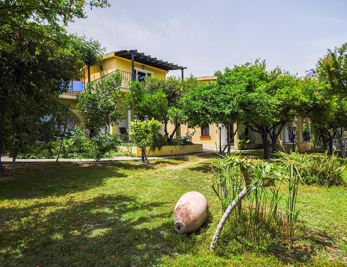 بيت شباب Bellapais Gardens المظهر الخارجي الصورة